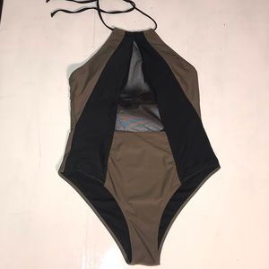 Cupshe Black/Army green one-piece swimsuit